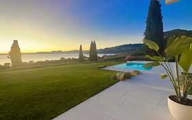 Villa F