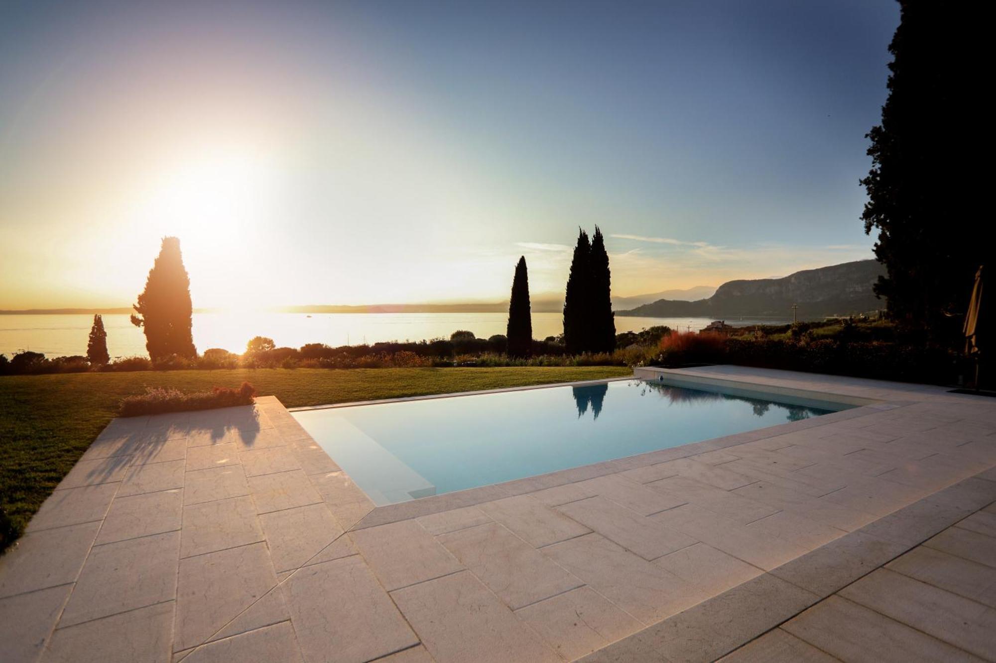 Villa F Bardolino Exterior photo