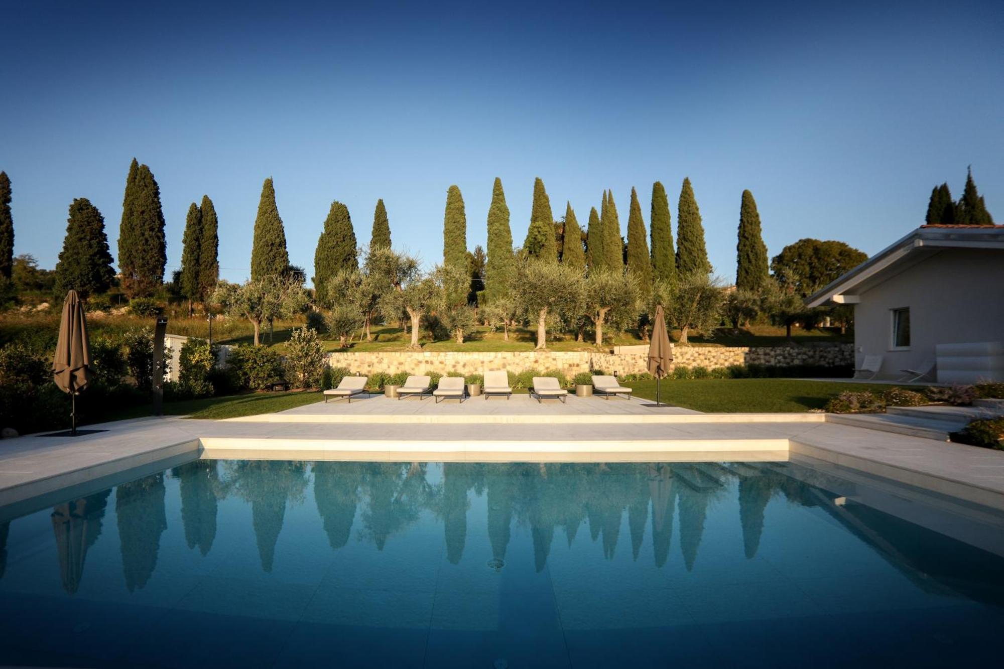 Villa F Bardolino Exterior photo